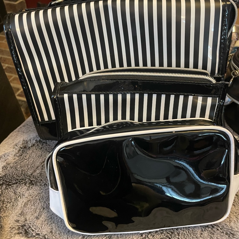 Lancôme Paris women’s cosmetics bags